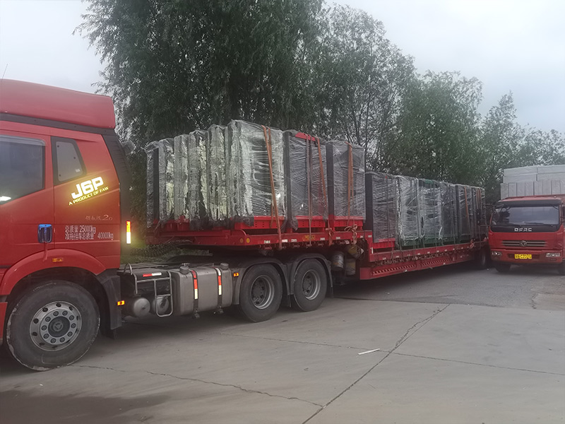 吉林通化路名牌燈箱100臺(tái)，第八車發(fā)貨！